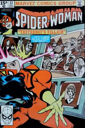 Couverture de SPIDER-WOMAN (1978) #33 - par Dave Cockrum - lecubeacomics.com