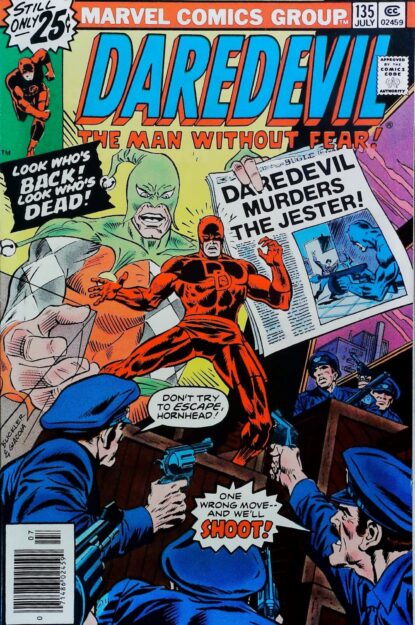 Couverture de DAREDEVIL (1964) #135 - par Dan Crespi - lecubeacomics.com